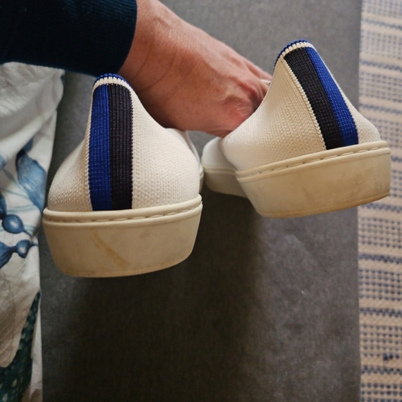 Rothys  - women's size 12 - Picture 2 of 5